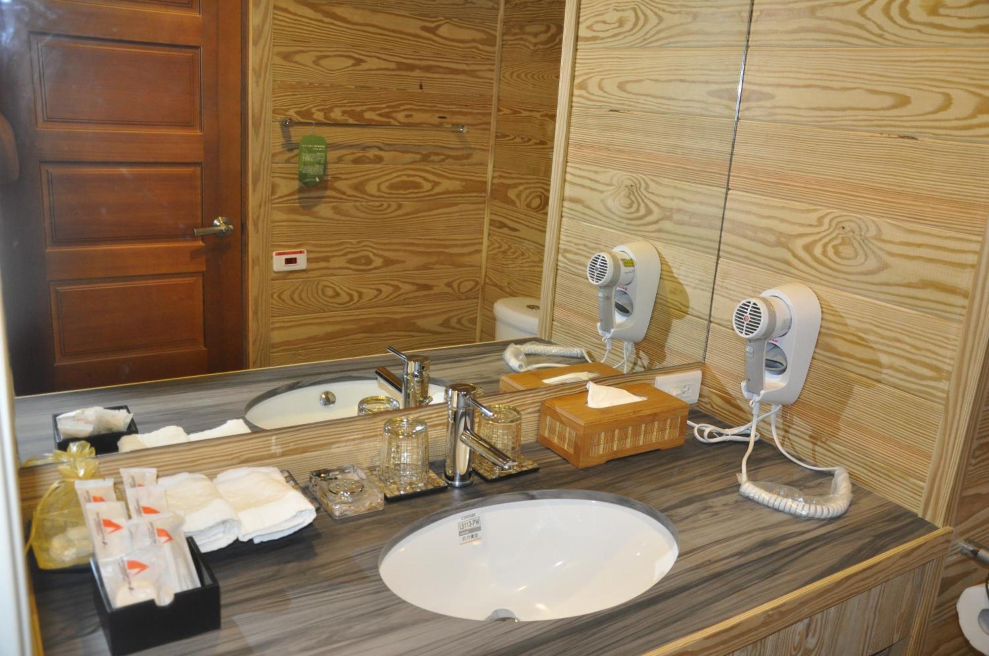 Island Paradise Resort Club Корор Экстерьер фото