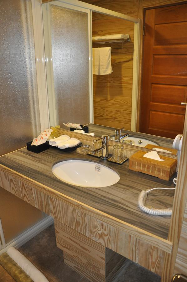 Island Paradise Resort Club Корор Экстерьер фото